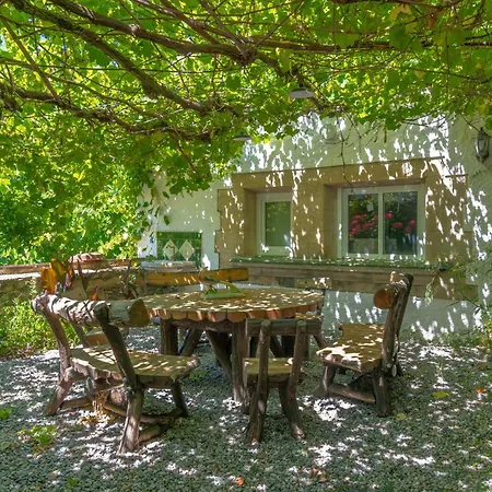 Holiday home Masia Garriga, Avia *